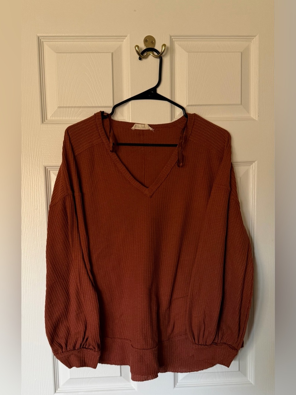 New In Waffle Knit V-Neck Sweater - Rust